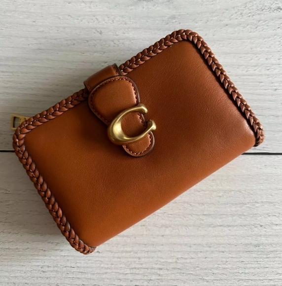 Coach Medium Wallet NWT - Picture 4 of 12